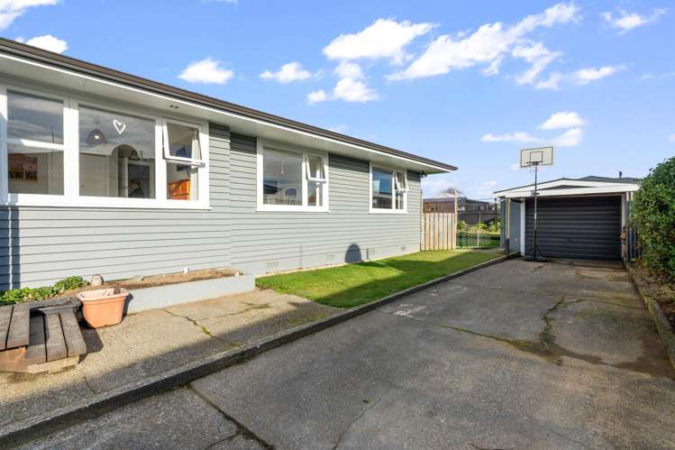 37 Kinmont Crescent Newfield_17