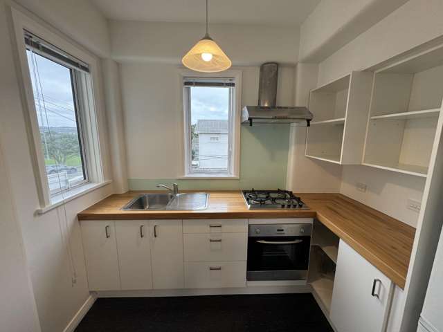  4/12 Kilbirnie Crescent Kilbirnie_1