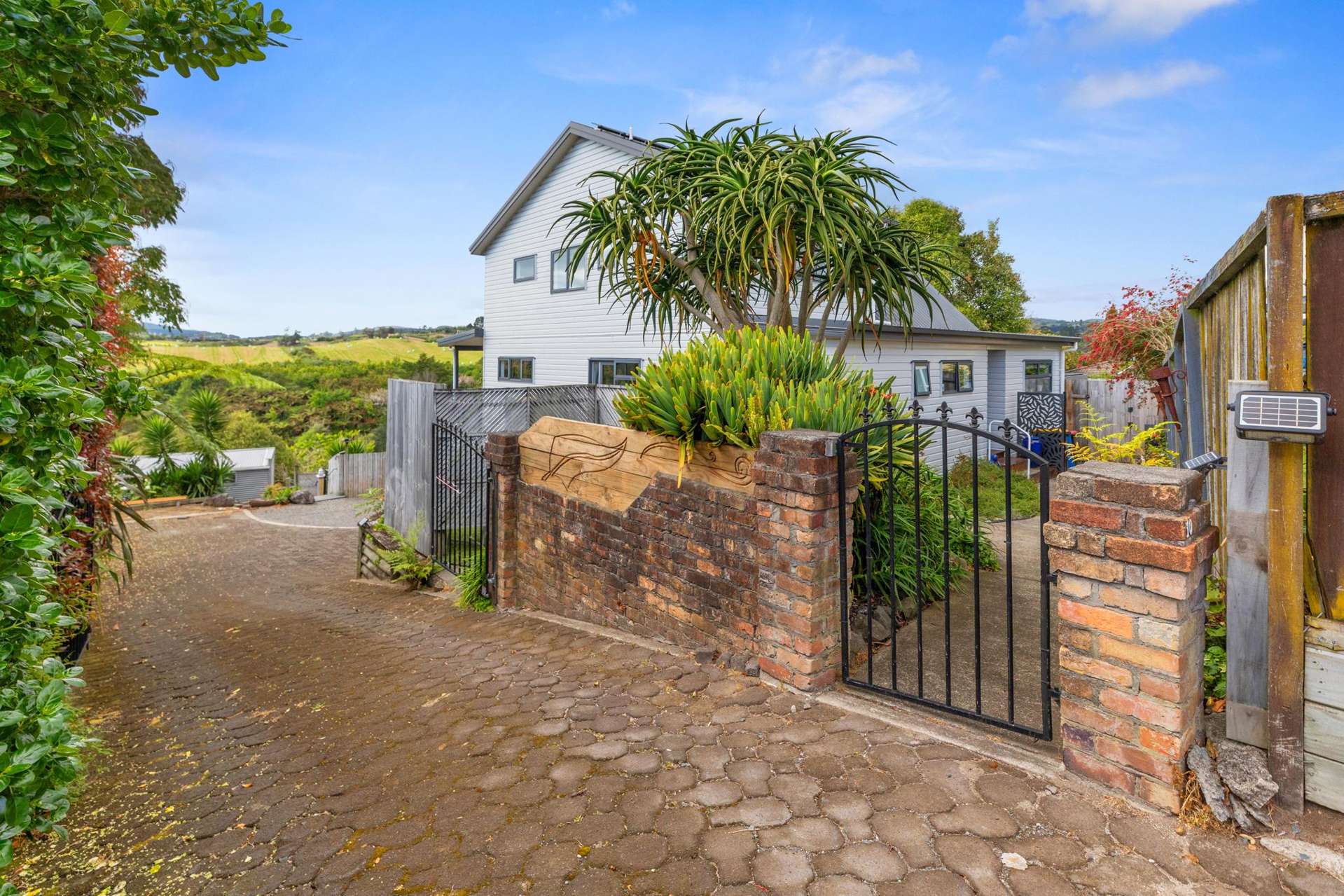 10 Lochinvar Place Hairini_0