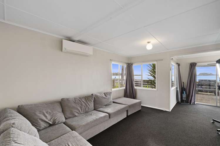 2 Kawakawa Bay Coast Road_2