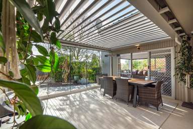 127 Oaktree Avenue_3