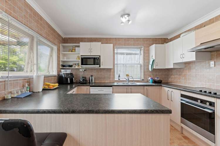 9 & 9A Malvina Place Bucklands Beach_15