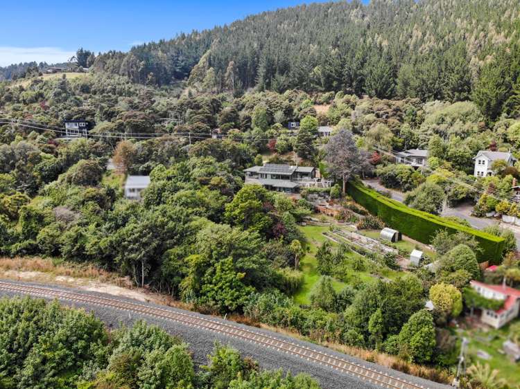 107 Doctors Point Road Waitati_39