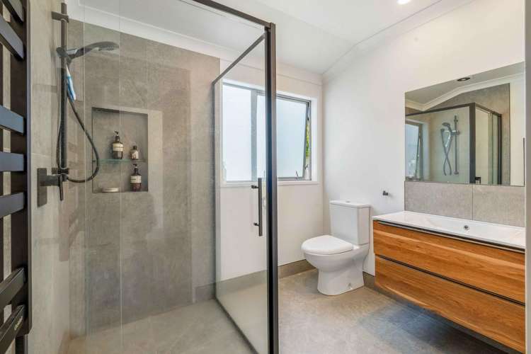 81 Oriental Parade Papamoa Beach_16