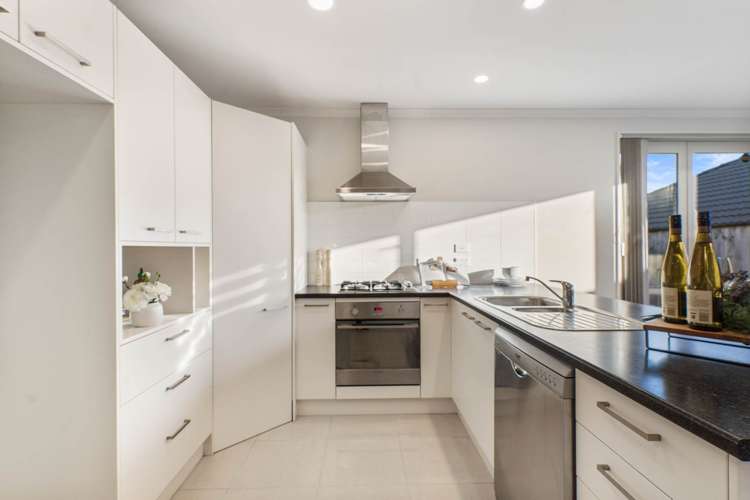 45 Packspur Drive Flat Bush_22