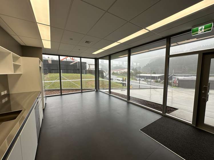 3 Kinleith Grove Kenepuru_7