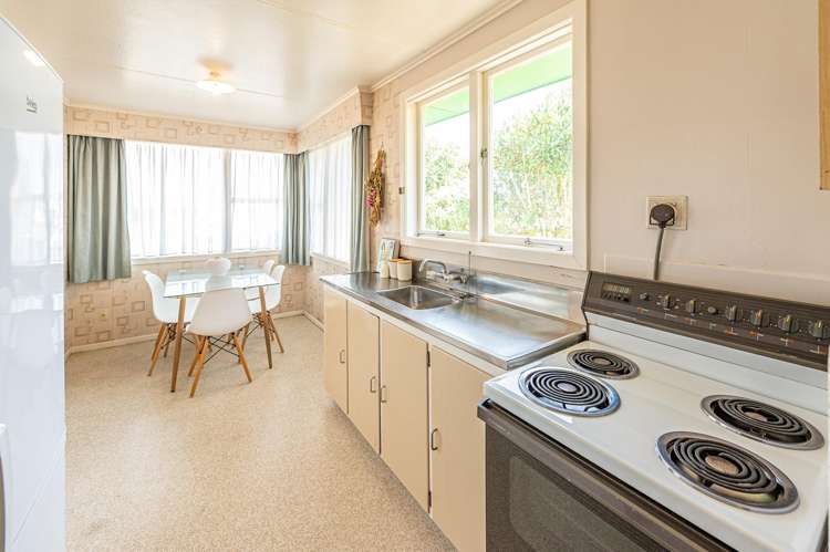 32 Surrey Road Springvale_4