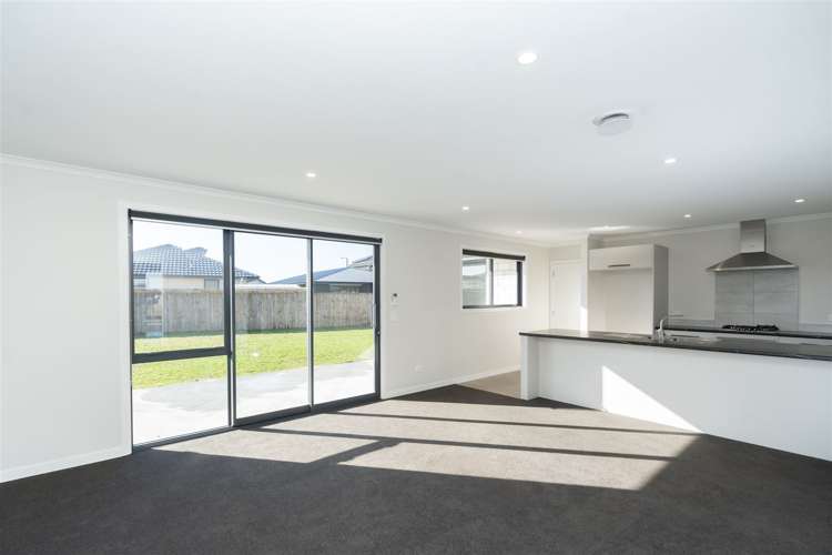 18 Kimbrae Drive Rototuna North_5