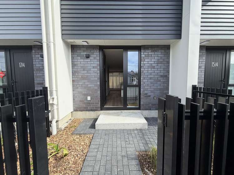 16/4 Campbell Street_0