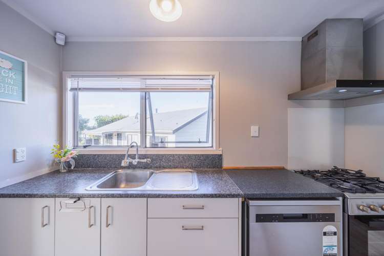 29 Matipo Crescent Pukete_8