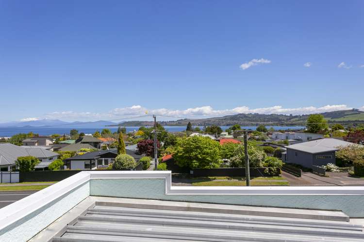 12 Mere Road Taupo_16
