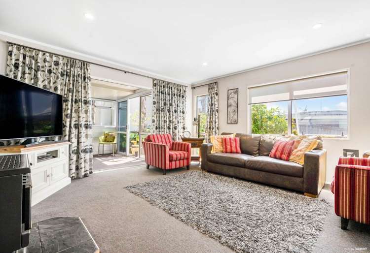 2/19 Churchill Road Cockle Bay_7