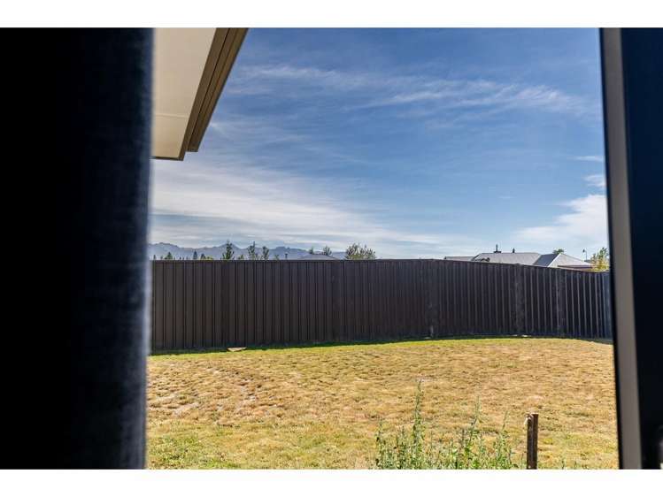27 Lakeland Avenue Twizel_28