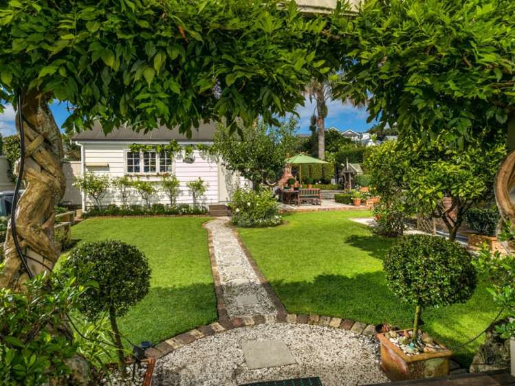 7 Church Street Devonport_10