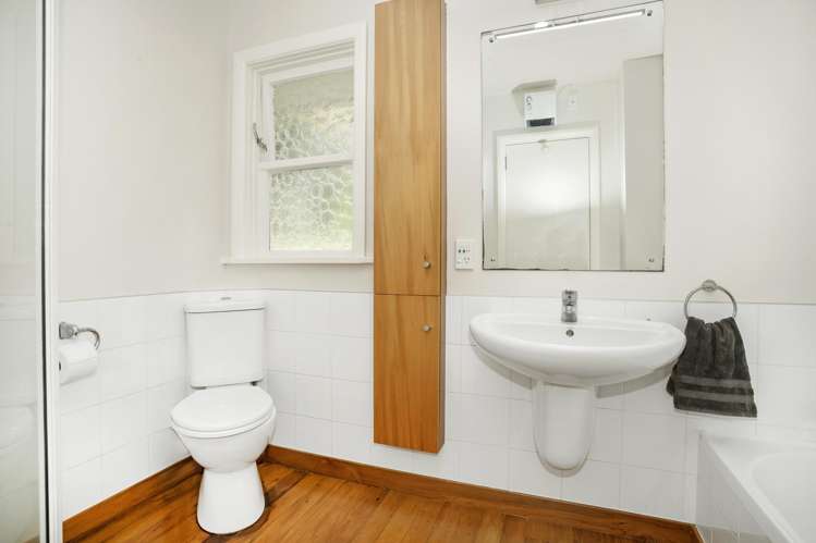 90 Norton Park Grove Waterloo_11