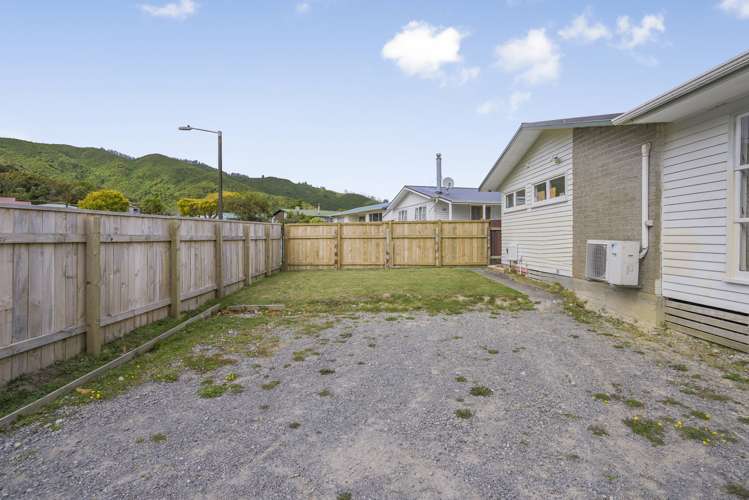 17 Berkeley Road Wainuiomata_14
