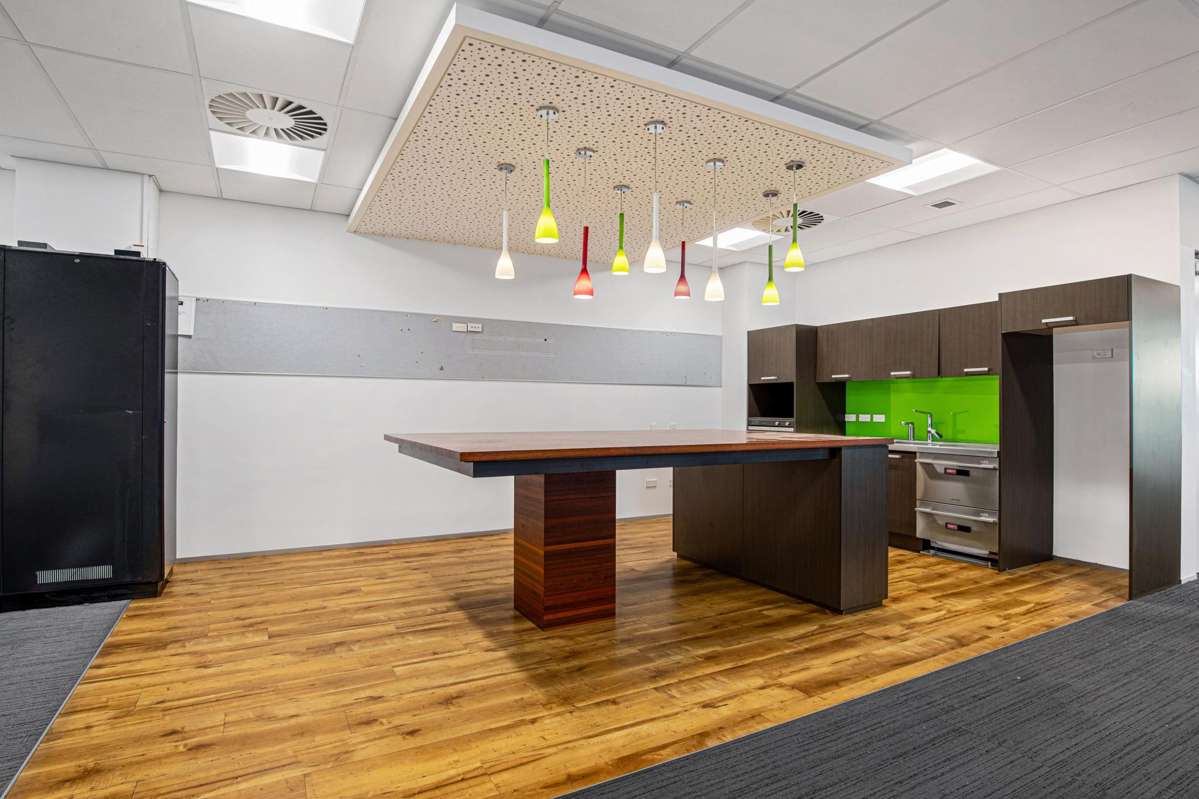 GF/128 Montreal Street_3