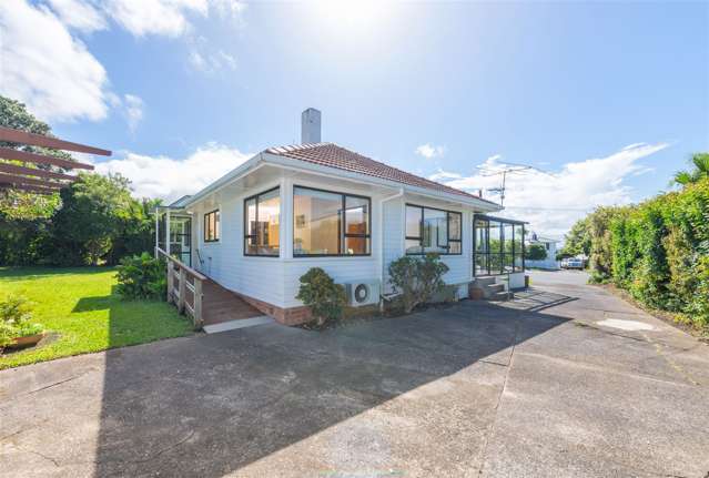 8 Boler Place New Lynn_1