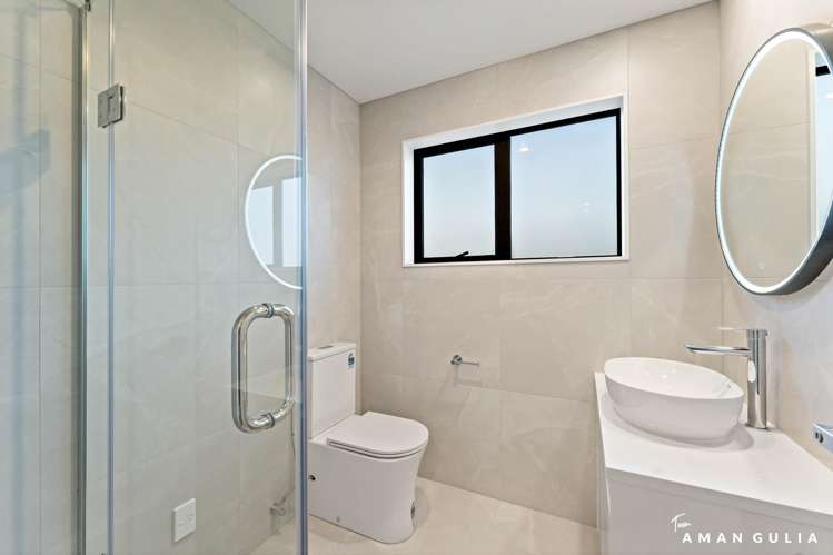 1/16 Binsted Road New Lynn_12
