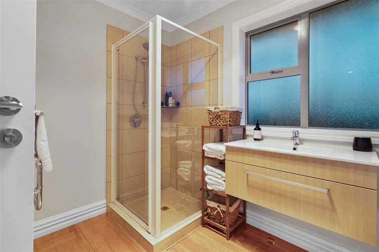 2/358 Worcester Street Linwood_9