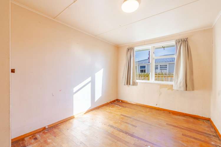 23 Curling Crescent Onekawa_7