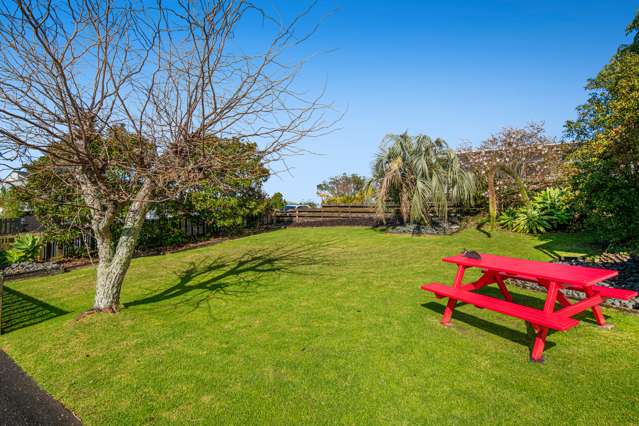 11 Fairway Avenue Red Beach_1