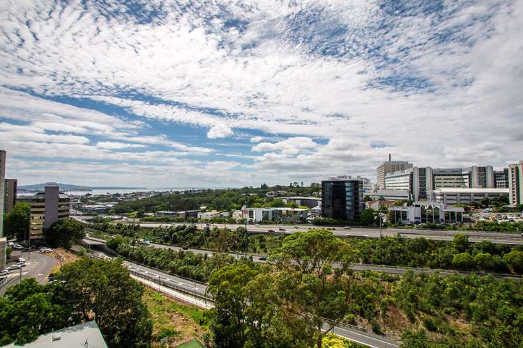 602/18 Saint Martins Lane Grafton_15