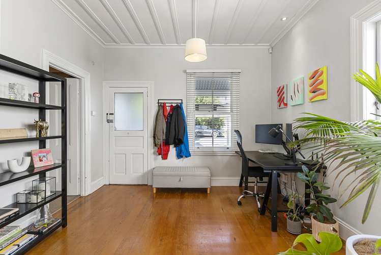 4 Mount Saint John Avenue Epsom_19