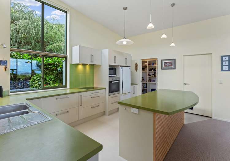 142 Huia Street Waikanae_19