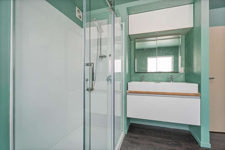 210 South Highway West Whitianga_12