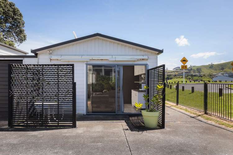 10 Hillview Road Waihi Beach_33