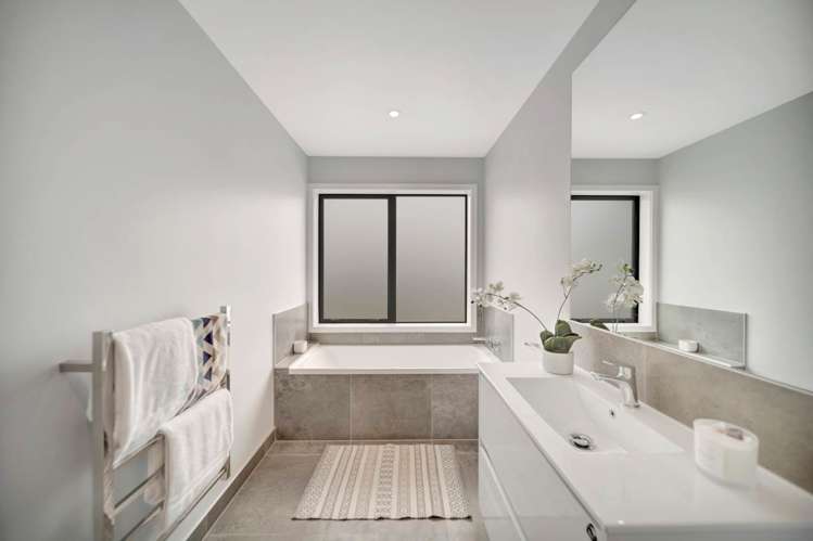 37 Paretaiuru Crescent Papakura_15