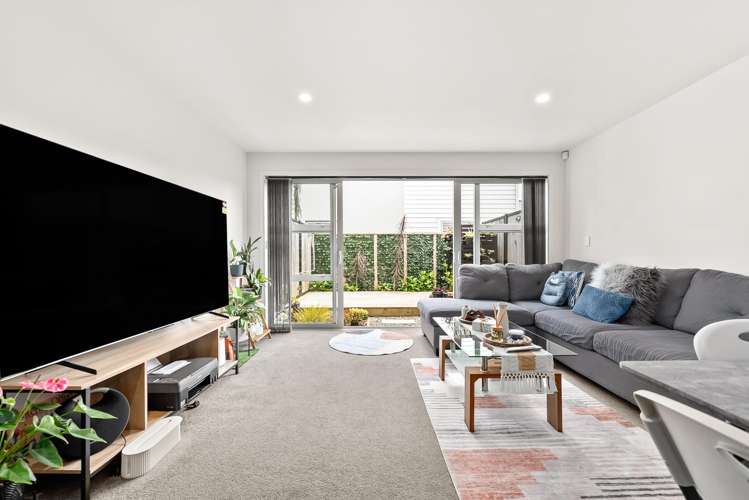 1115b High Street Taita_3