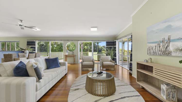 4 Careen Grove Gulf Harbour_8