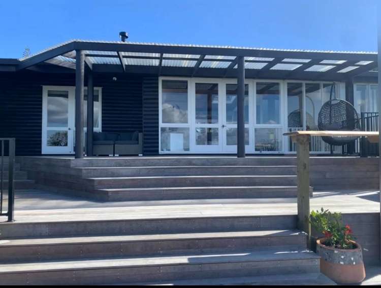 73 Roberts Road Matakatia_11