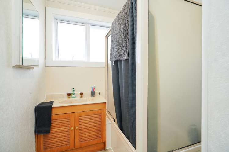 28 Kelso Crescent Strathern_12