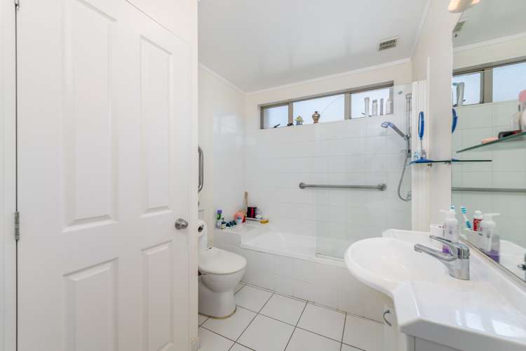 6 Lockington Avenue Henderson_16