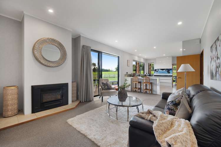 30 Clifton Road Whitford_11