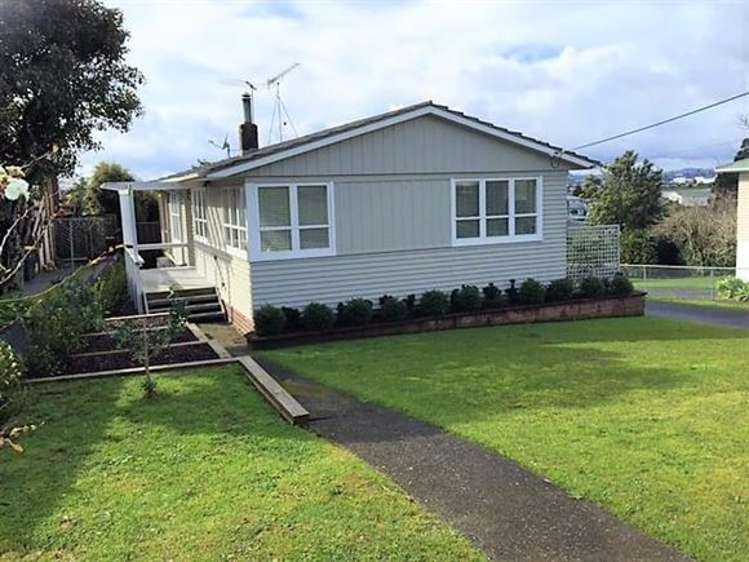 63 Jaemont Avenue Te Atatu South_0