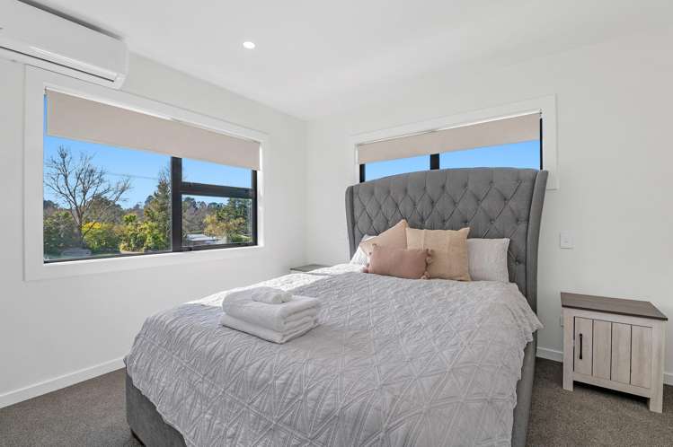 2/141 Waikato Street Central_17