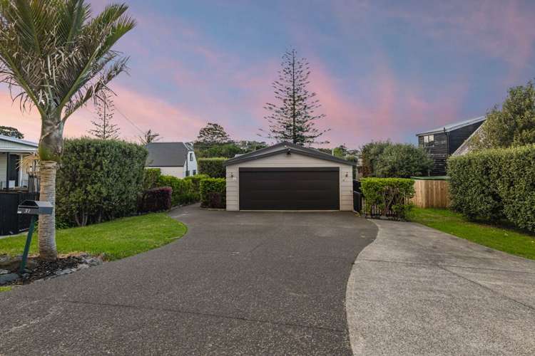 32 Holiday Road Stanmore Bay_5