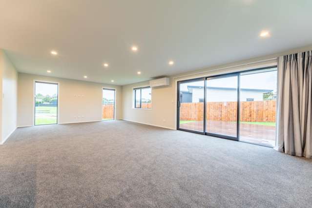 9 Whitehaven Street Weston_3