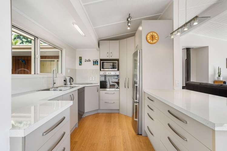 35 Mount Avenue Pauanui_7