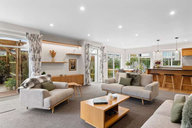 5 Lakebridge Place Parklands_7