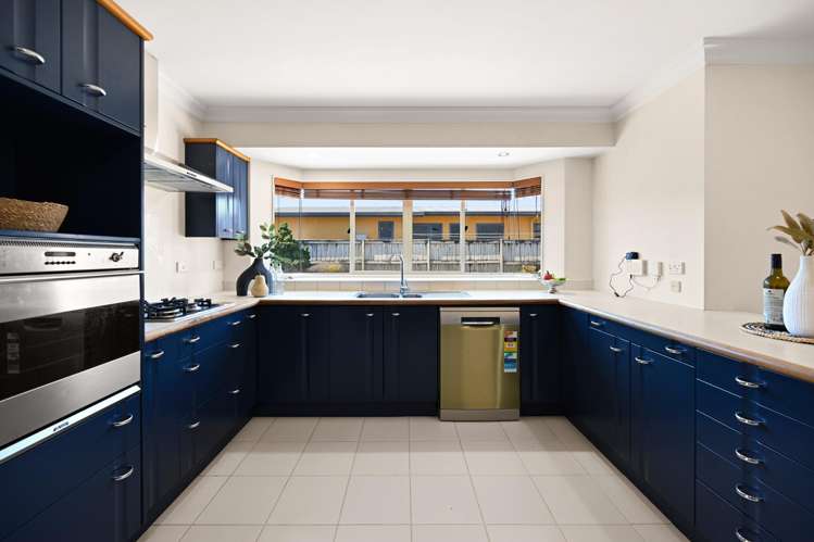 2 Roderick Place Rototuna_6