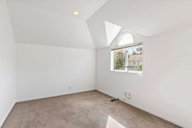 94 Grampian Road St Heliers_13