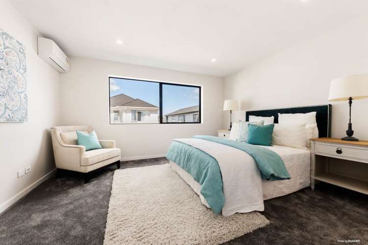 4 Hangar Lane Whenuapai_11