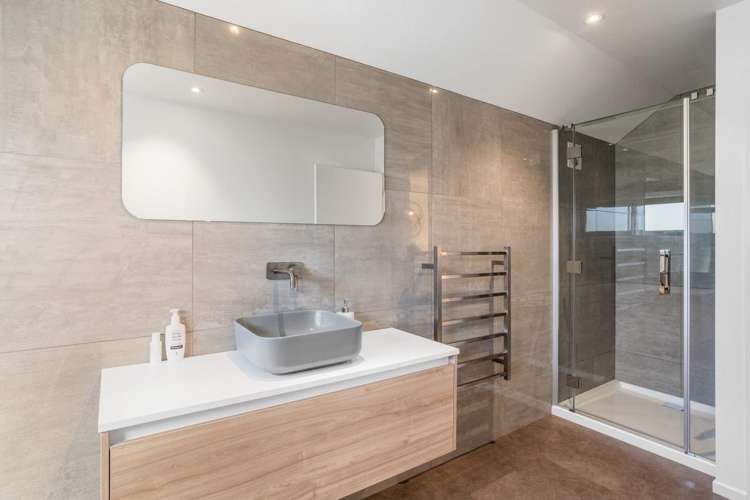 10 Evesham Lane Springlands_28