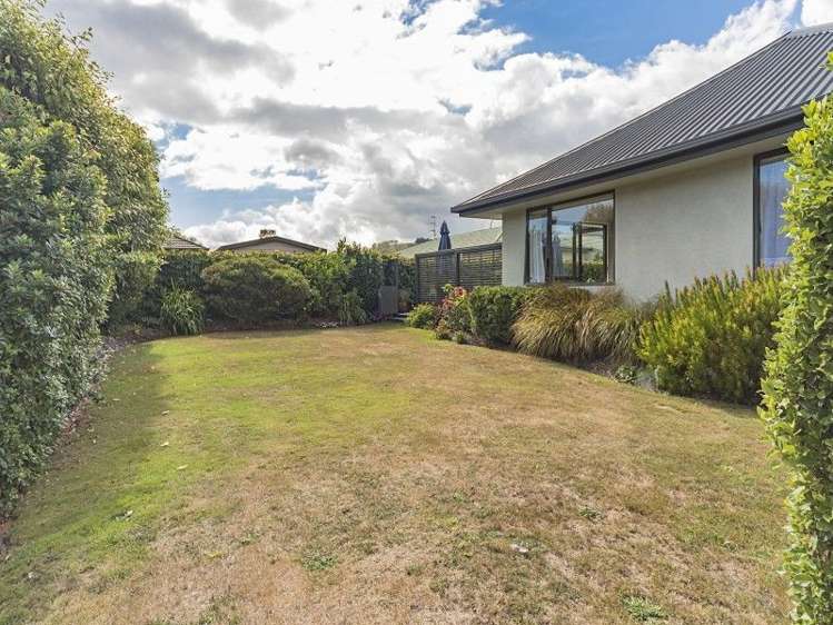 72 Kingsford Drive Stoke_17