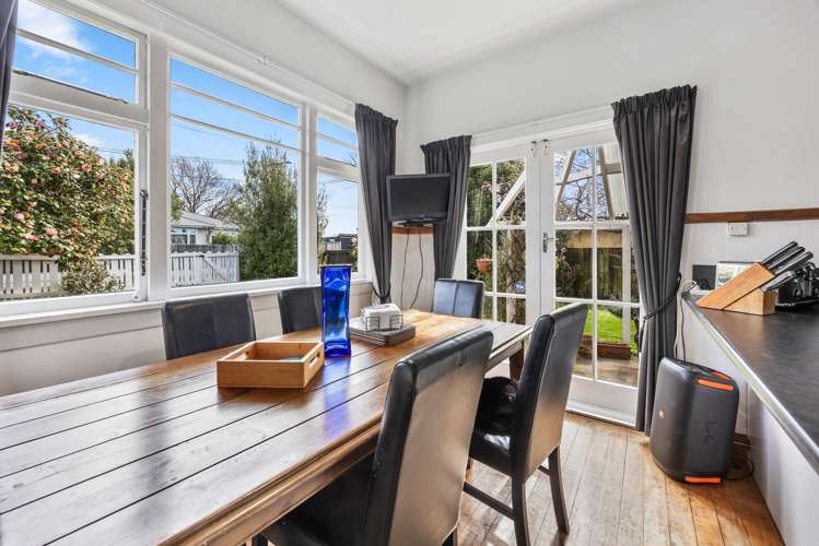 52 York Street Waltham_5